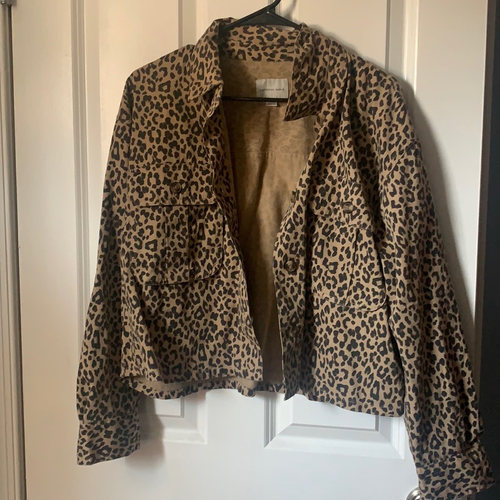 American Eagle Cropped Leopard Shirt Jacket